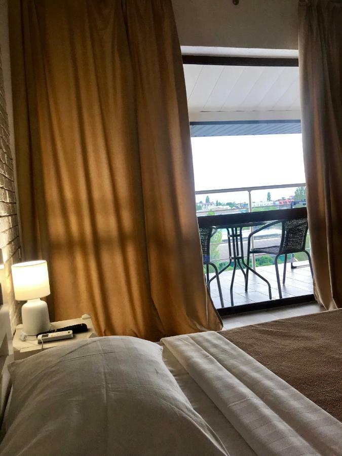 Золотий Лев Hotel Zatoka Eksteriør billede